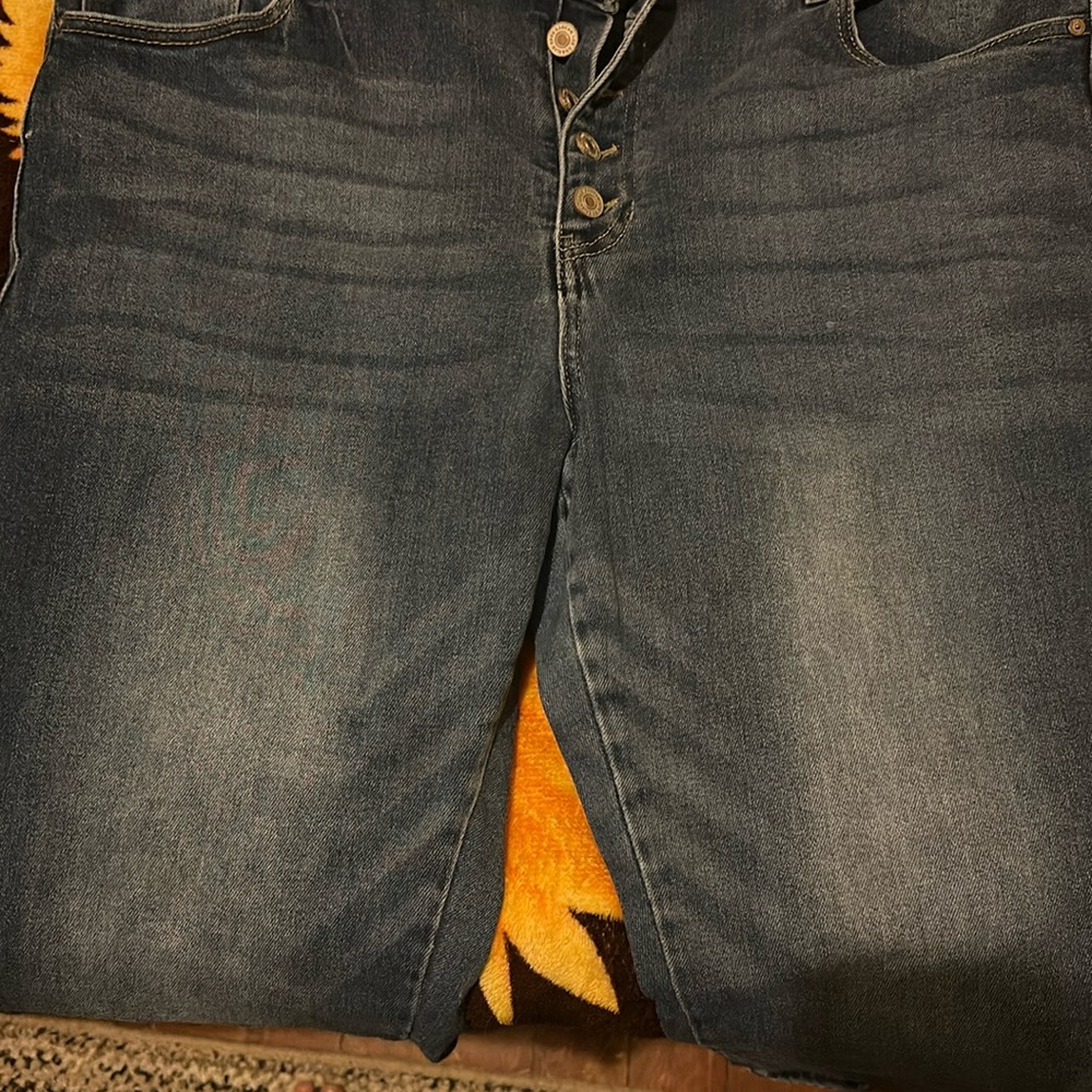 New with out tags lost weight never got to wear